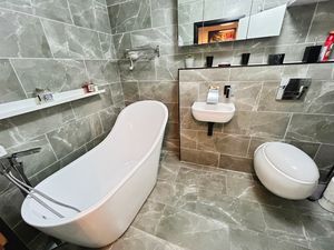 Bathroom- click for photo gallery